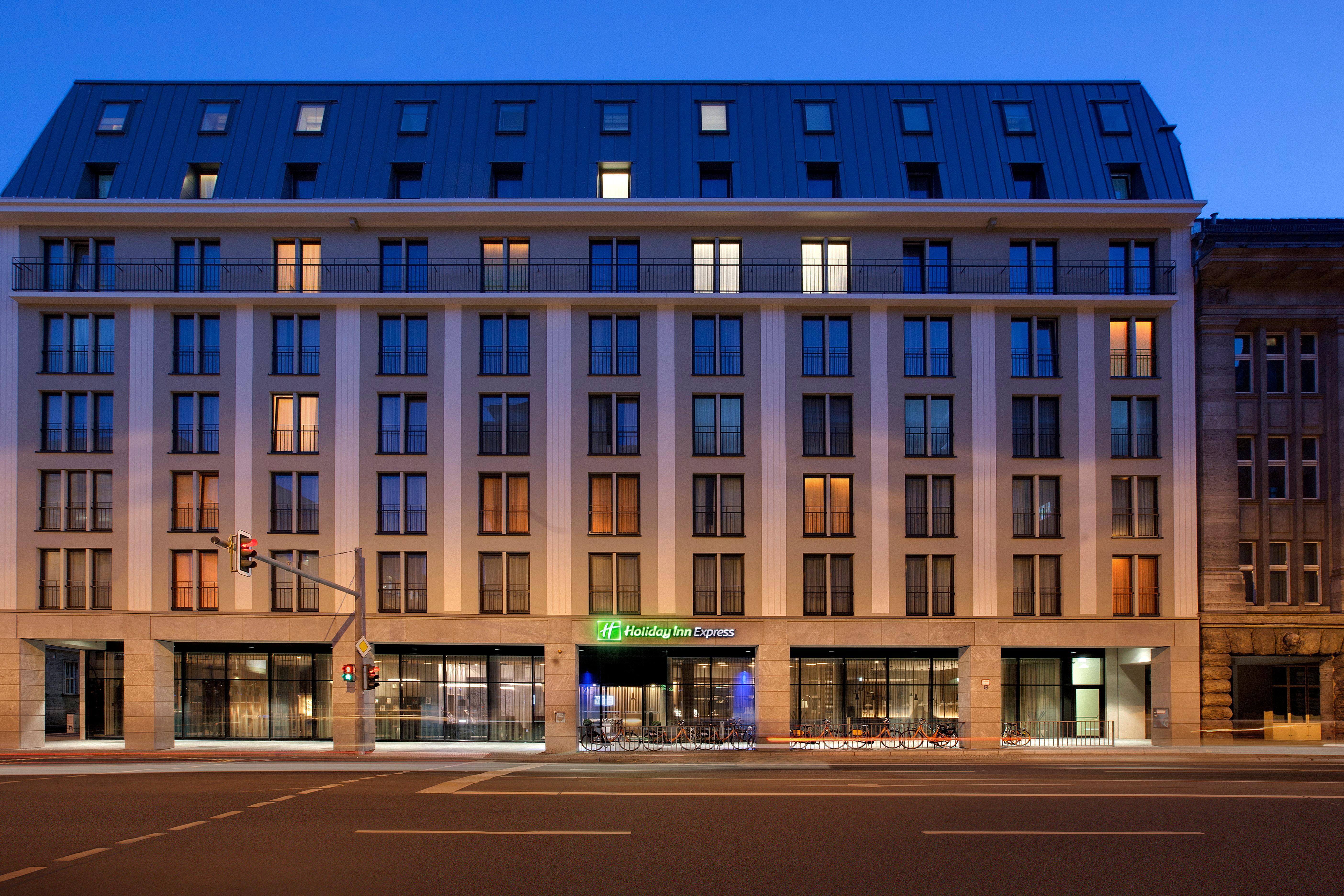 Holiday Inn Express - Berlin - Alexanderplatz, An Ihg Hotel Exterior foto