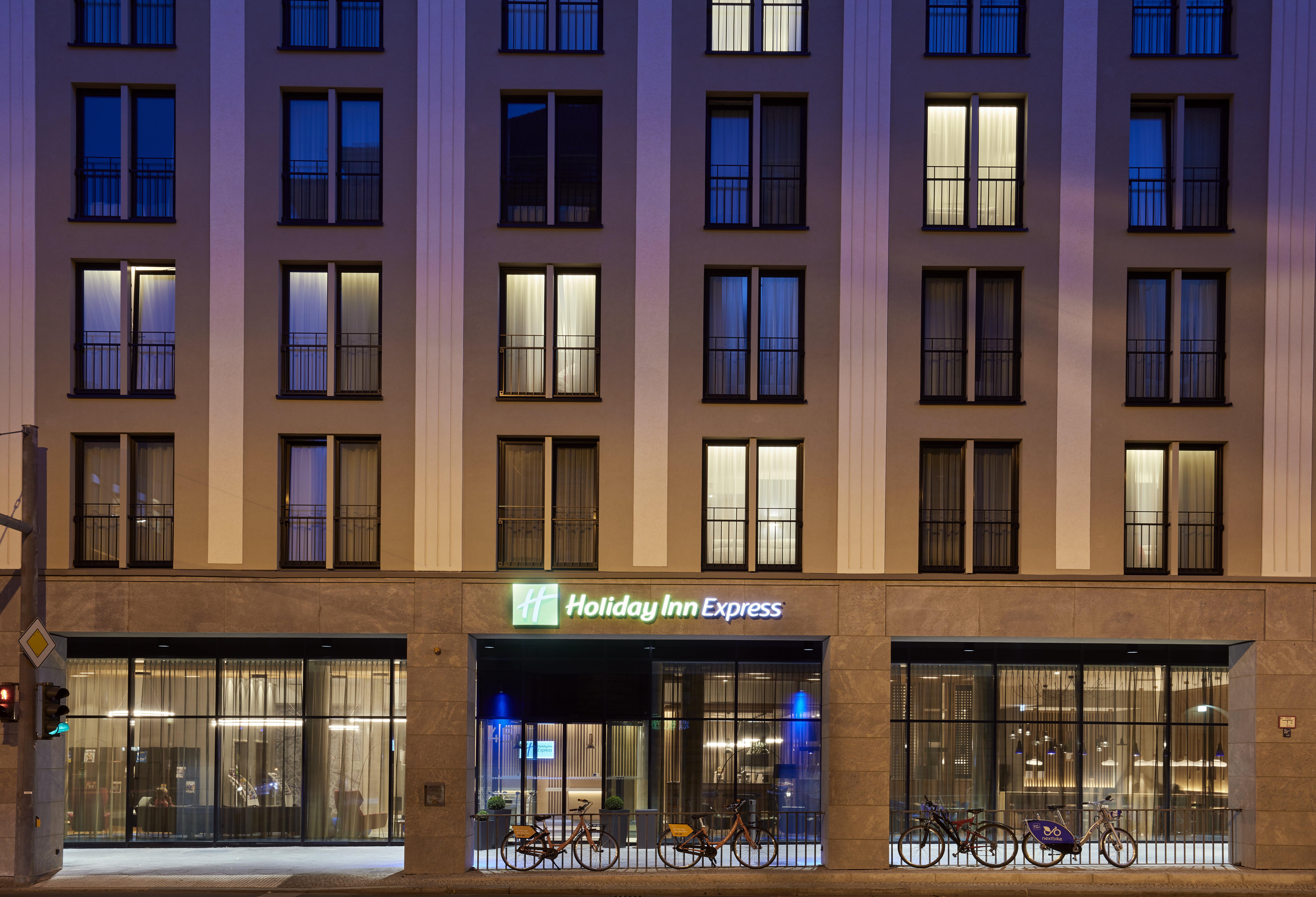 Holiday Inn Express - Berlin - Alexanderplatz, An Ihg Hotel Exterior foto